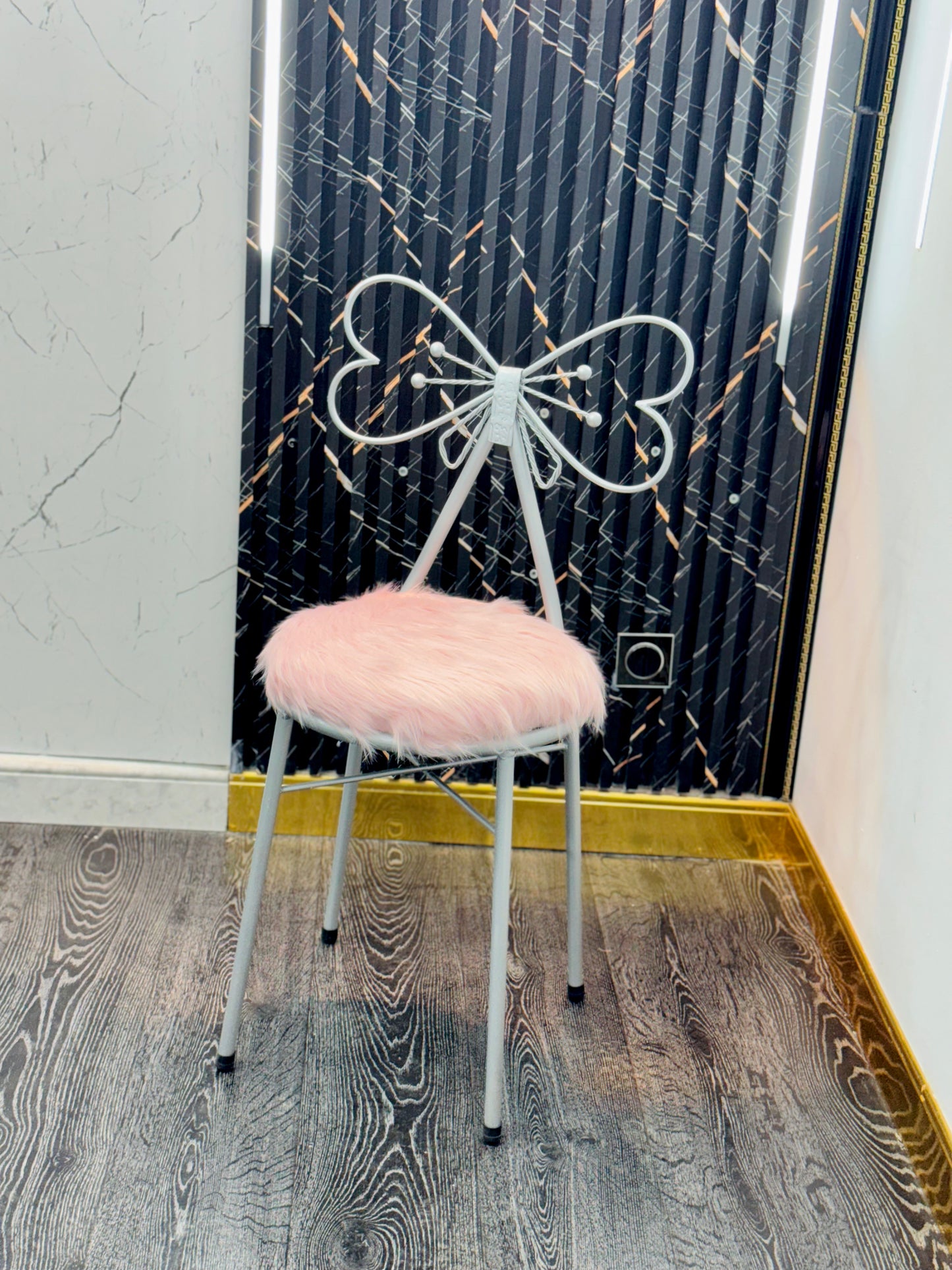 Chaise papillon