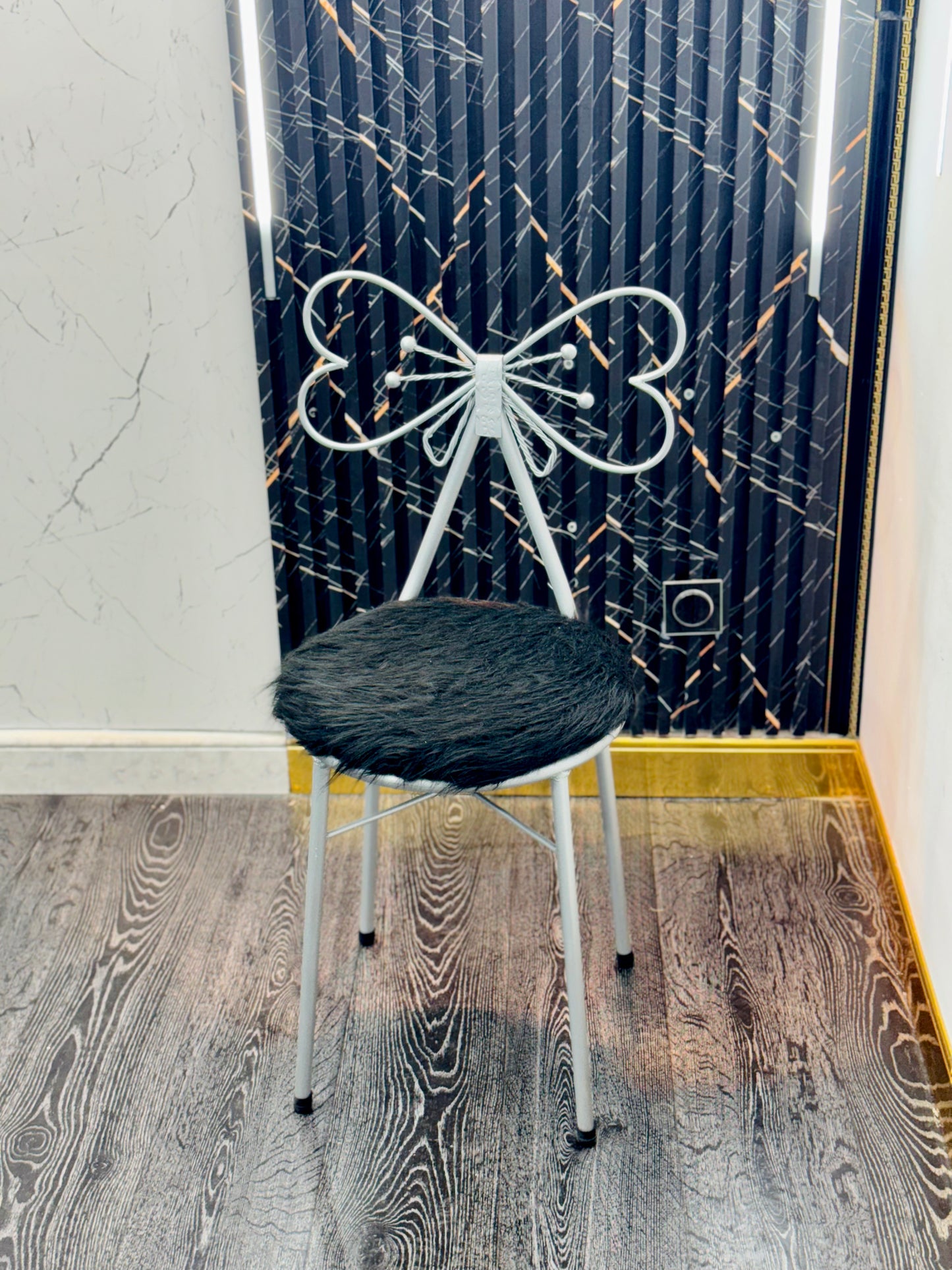 Chaise papillon