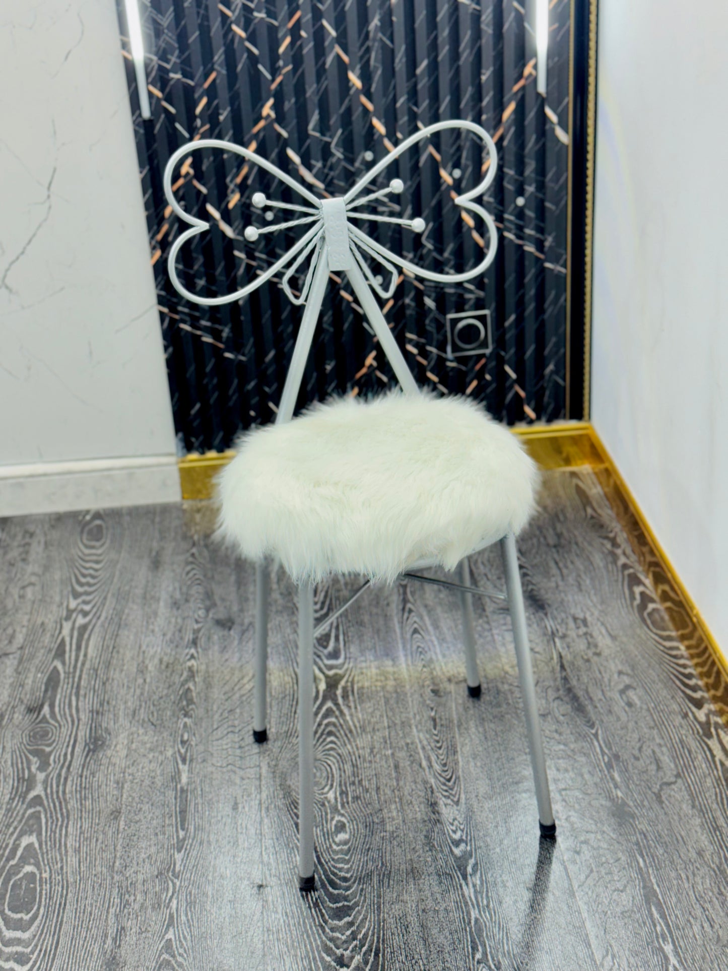 Chaise papillon